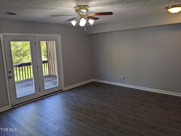 4th image of 461 Eastley Ct APT 1