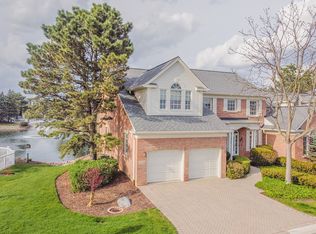 11256 W Alexandria Ln, Westchester, IL 60154