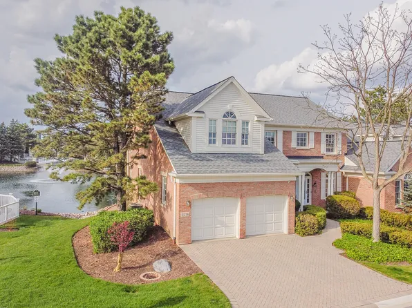 11256 W Alexandria Ln, Westchester, IL 60154