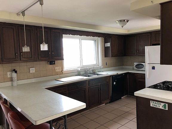 5th image of 2380 Scottsville Rd
