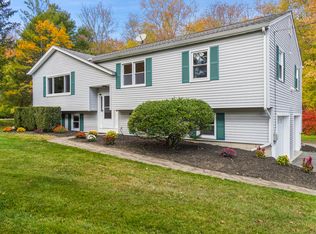 221 Whisconier Rd, Brookfield, CT 06804