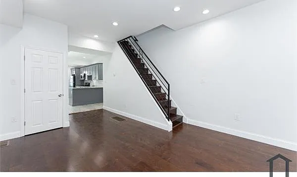 3 bed, $1,950 — Photo 4