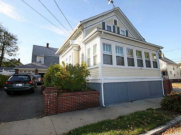 2nd image of 19 Hart St