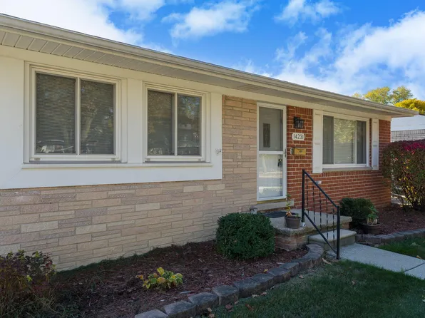 14231 Borgman St, Oak Park, MI 48237