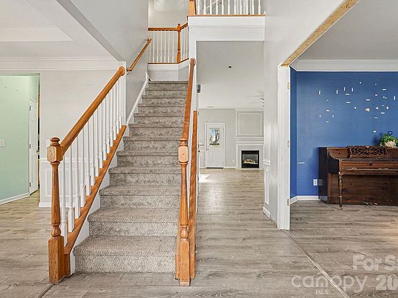 5th image of 10317 Stoneykirk Ln #64