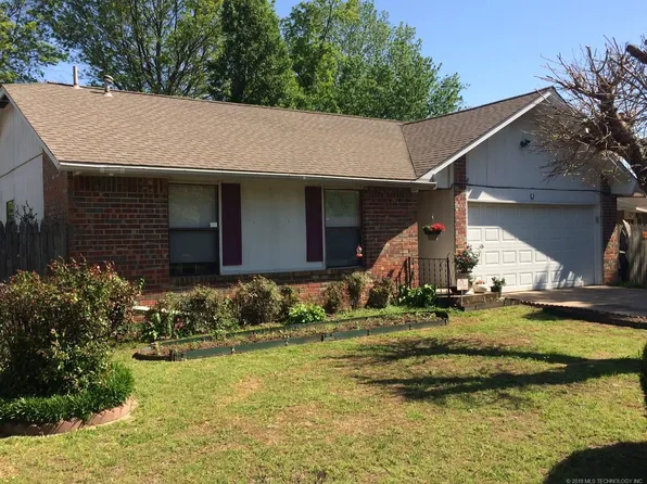 510 Park St, Wagoner, OK 74467