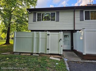 2014 Arthur Kill Rd, Staten Island, NY 10312