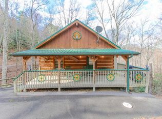 3350 Sugar Maple Loop Rd, Sevierville, TN 37862