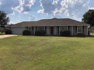 108 Beechwood Ct, Bonaire, GA 31005