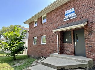 404 S Urbana Ave #102, Urbana, IL