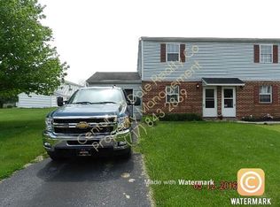 1862 Pineview Dr, York, PA
