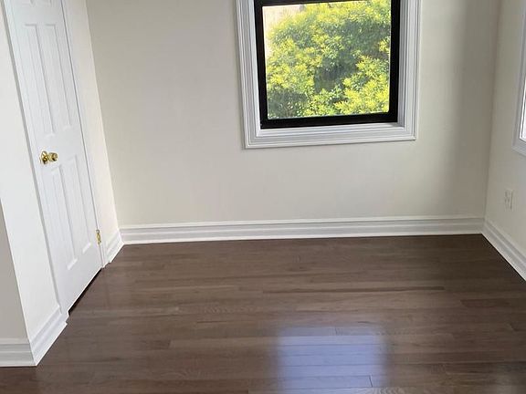 5th image of 1356 Pacific St #4