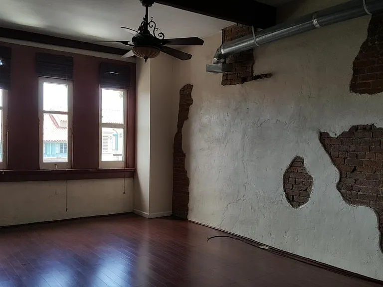 915 Decatur St #F — Photo 24