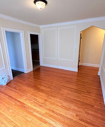 2nd image of 8028 S Honore St #3N