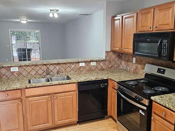 2nd image of 1728 Devon Dr SW
