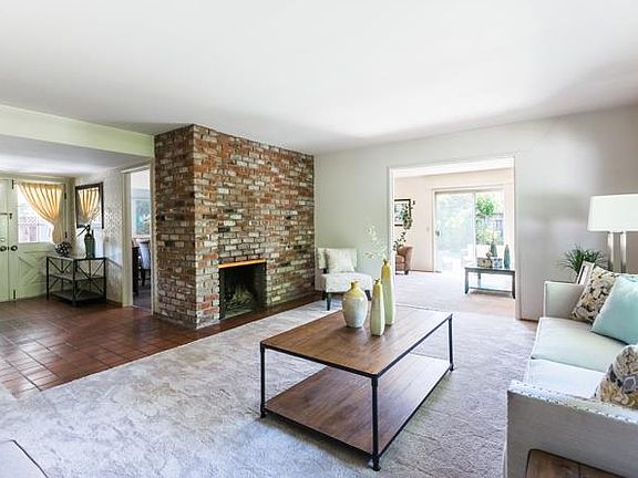 4th image of 1066 Syracuse Dr