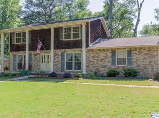514 Seaborn Dr NW, Huntsville, AL 35806