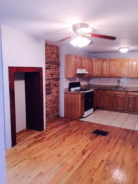 1st image of 576 Macon St #1