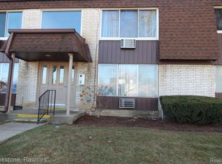 30233 Utica Rd APT 234-E, Roseville, MI 48066
