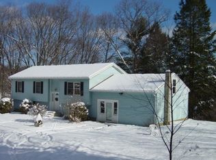 8 Marcy Rd, Holland, MA 01521