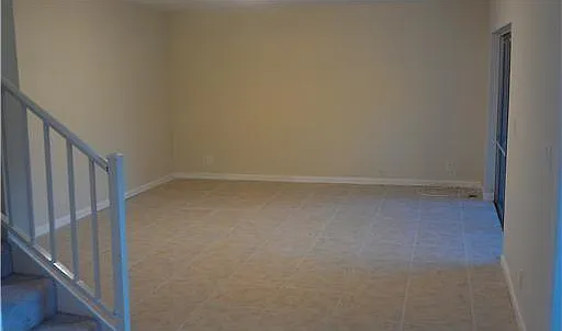 2161 Orange Grove Dr #D-9 — Photo 7