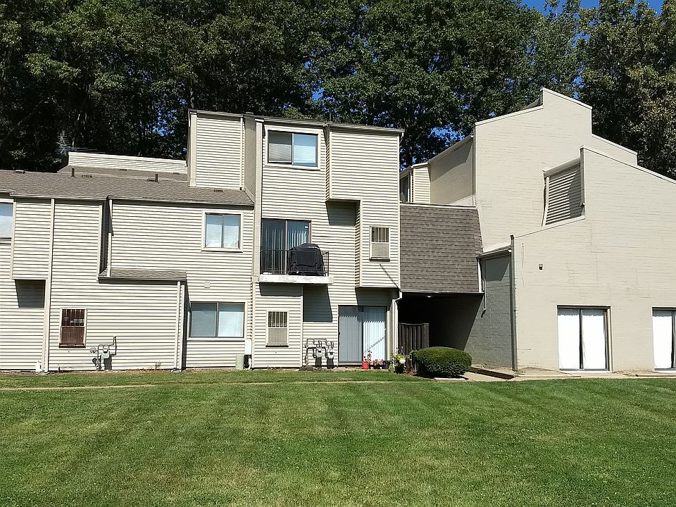 1st image of 38365 North Ln APT G206