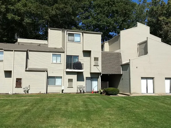 38365 North Ln APT G206, Willoughby, OH 44094