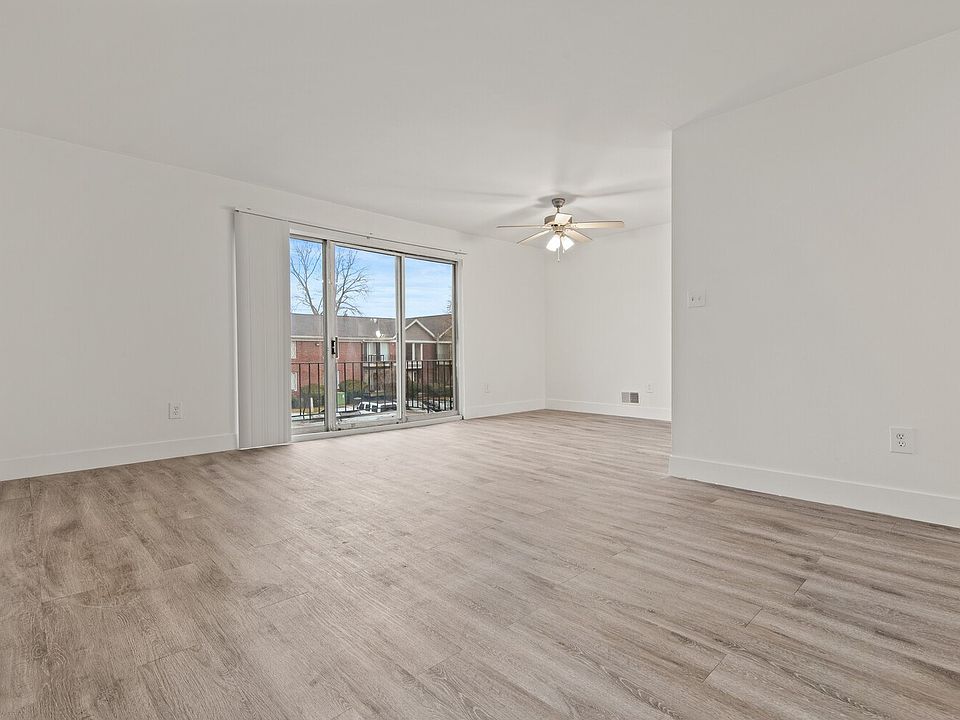26322 Westphal St # 2-102, photo 11