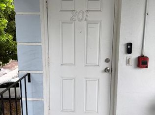 3515 Van Buren St APT 201, Hollywood, FL 33021