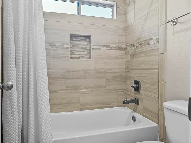 331 Malta St — Photo 17