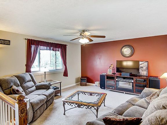5th image of 1349 Linden Creek Dr