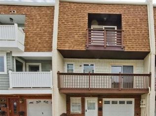 20 Sandpiper Ln, Sea Bright, NJ 07760