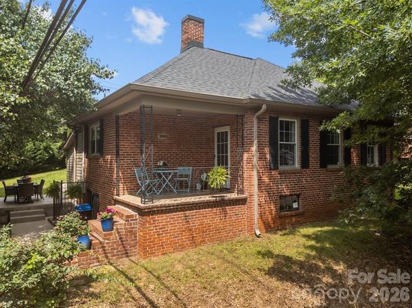 2 Enka Orchard St