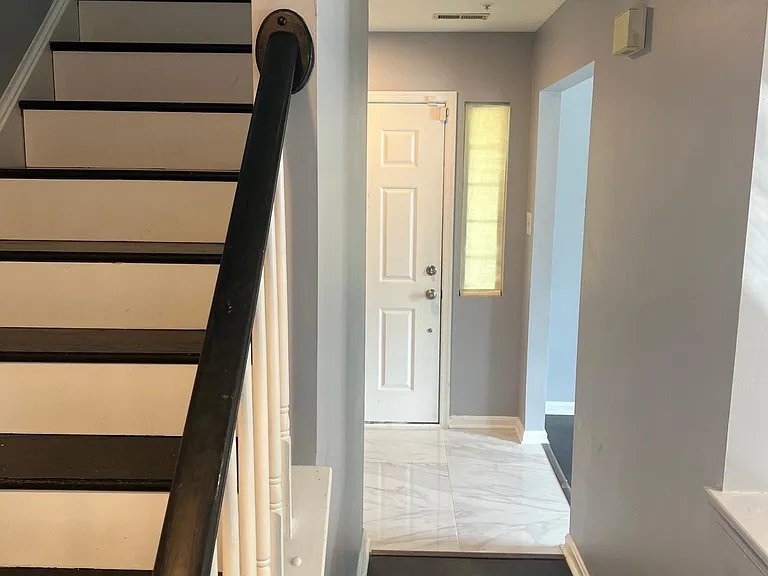 904 Dunloring Ct — Photo 20