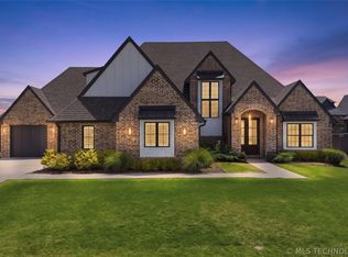 12743 S 4th St, Jenks, OK 74037