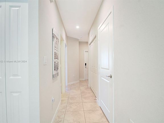 3rd image of 1085 NW 4th Ter
