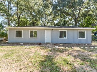 19409 Shady Ln, Magnolia, TX 77355
