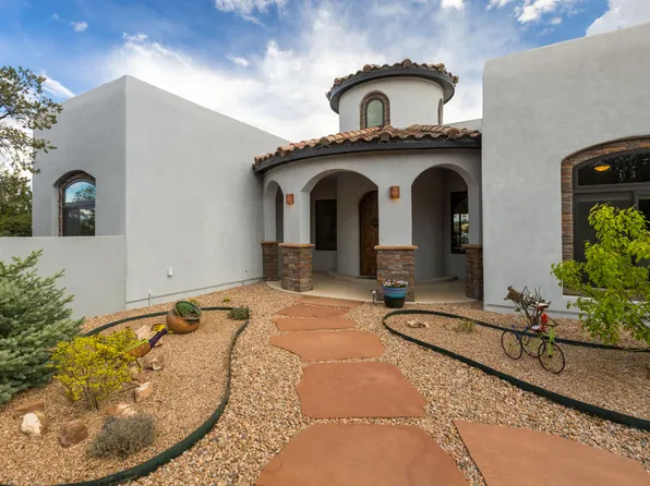 39 Twin Arrow Dr, Sandia Park, NM 87047