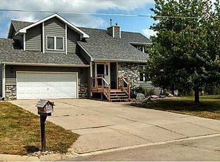 448 Fairview Dr, Madrid, IA 50156