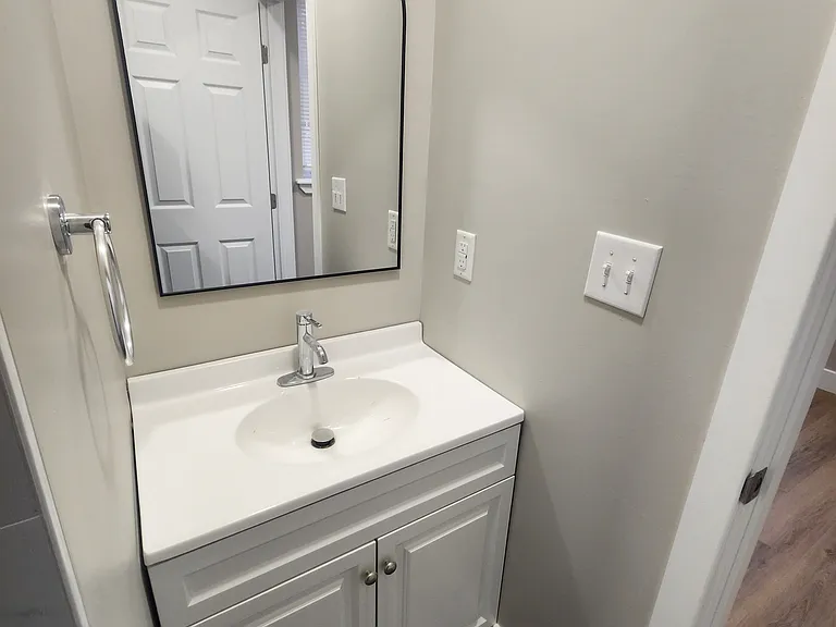 5967 Woodcrest Ave #A — Photo 16