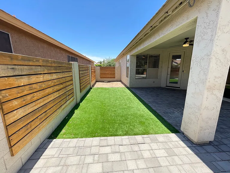 2670 E Hulet Dr — Photo 27