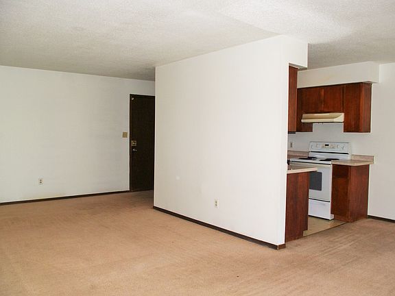 2nd image of 795 6th St E APT 204