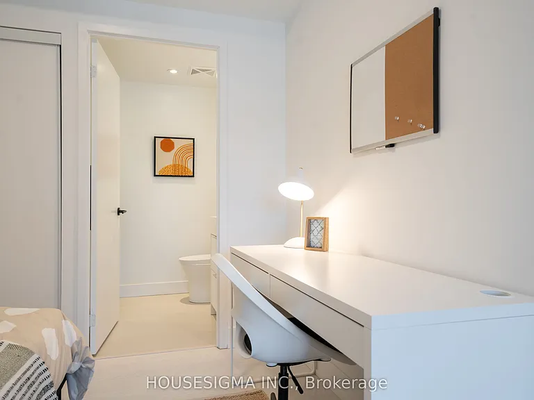 308 Jarvis St #214 — Photo 22