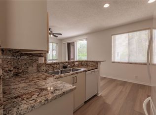 1326 Majesty Ter, Fort Lauderdale, FL 33327