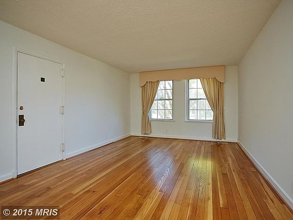 3rd image of 2895 S Abingdon St APT A1