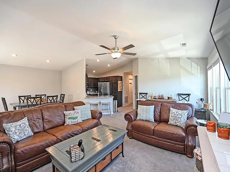 5871 Parkview Ln #300 — Photo 11