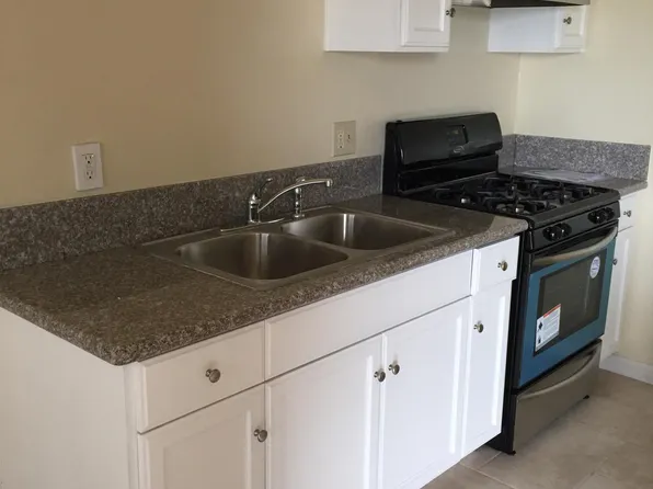 2215 Valley St APT 204, Los Angeles, CA 90057