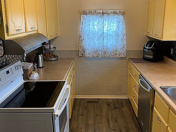 3rd image of 3750 N Cascade Ave Lot F69