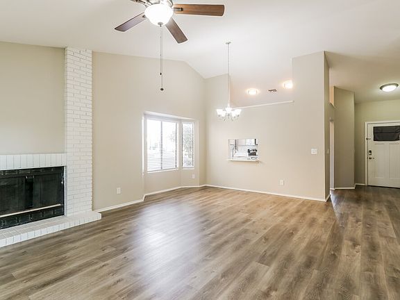5th image of 7916 N Roundstone Dr