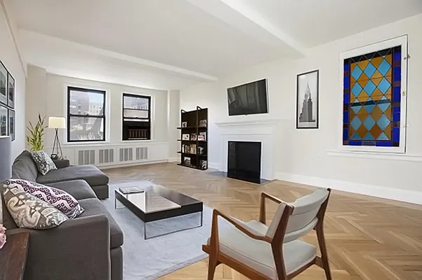 Sold by Olshan Realty | media 26